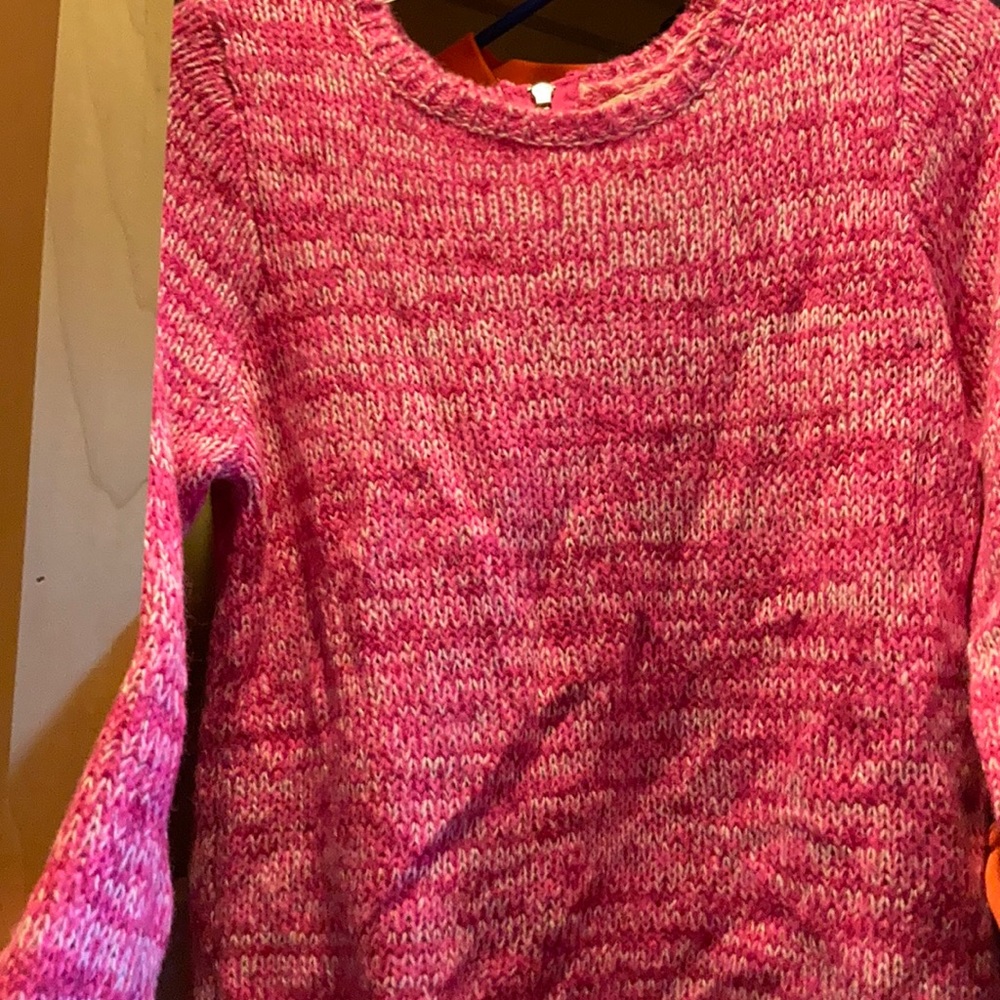 Hollister sweater